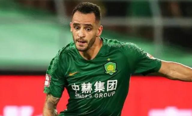 国安欲续约两年遭拒 巴媒：傲骨今日加盟科林蒂安